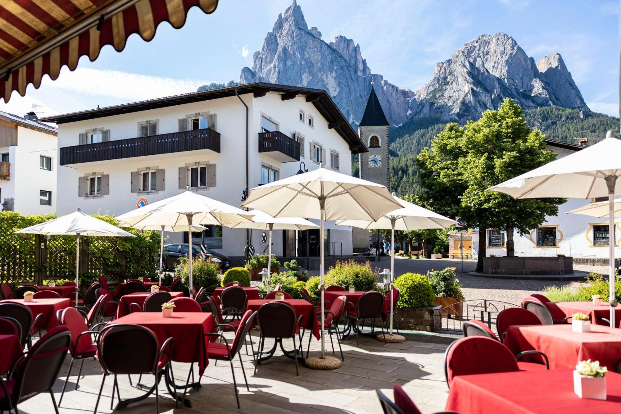 Artnatur Dolomites Hotel & Spa Siusi Exterior foto