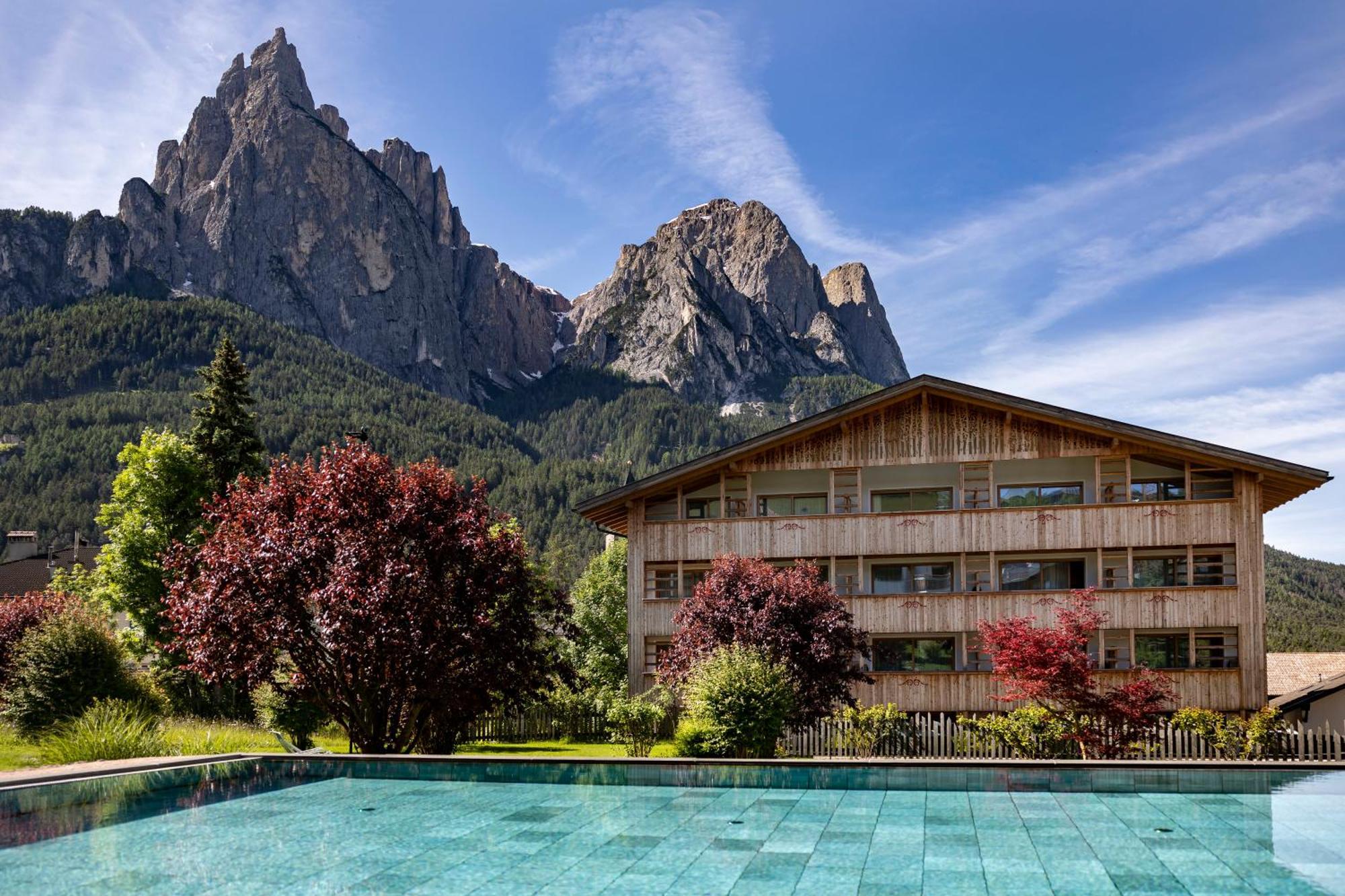 Artnatur Dolomites Hotel & Spa Siusi Exterior foto